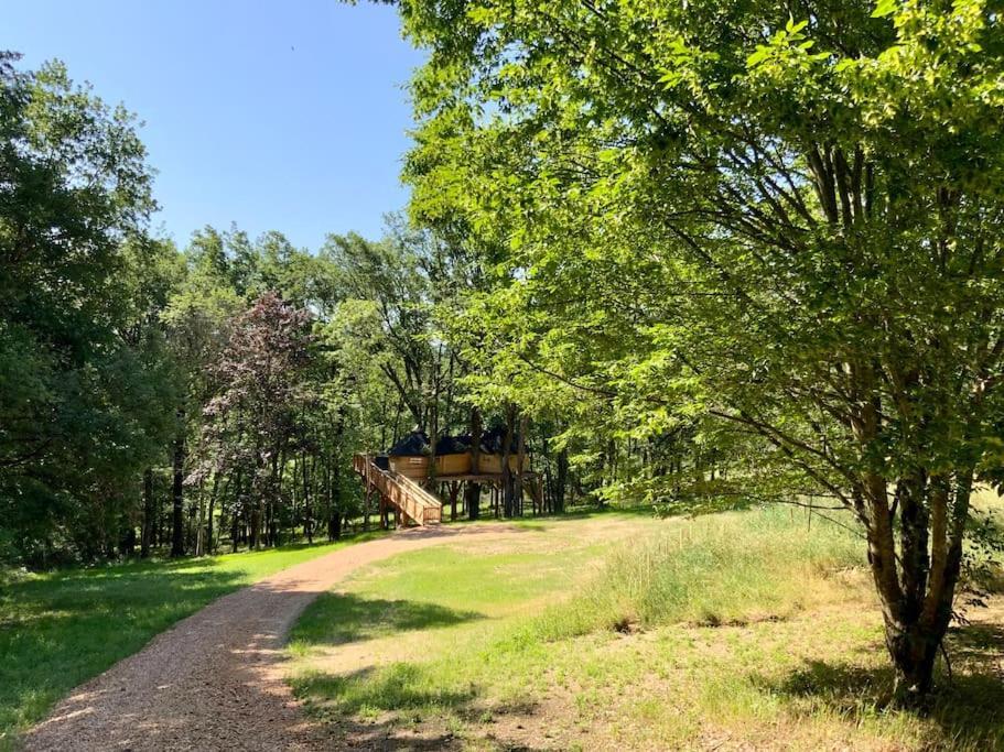 La Cabane Perchee De La Mure Bongheat Dış mekan fotoğraf